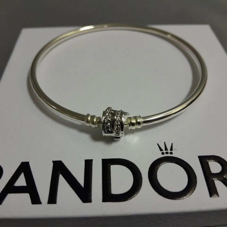 BOXED PANDORA WRAPPED HEART BRACELET