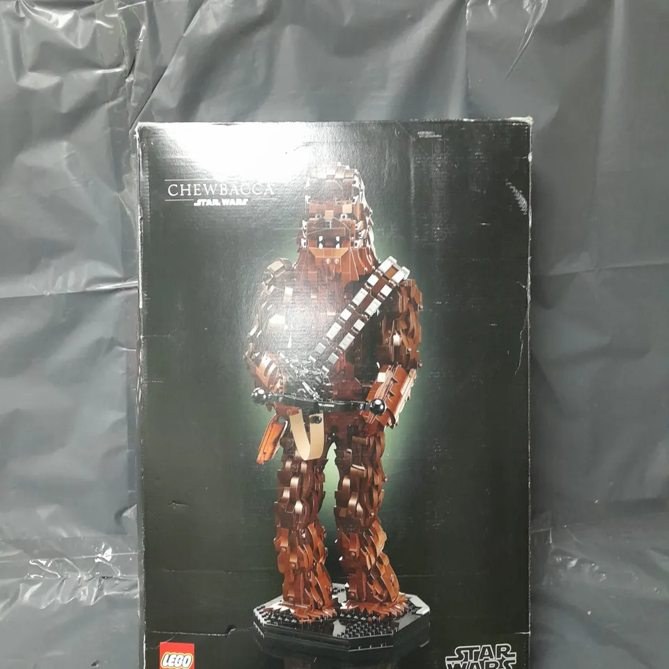 BOXED LEGO STAR WARS CHEWBACCA - 75371