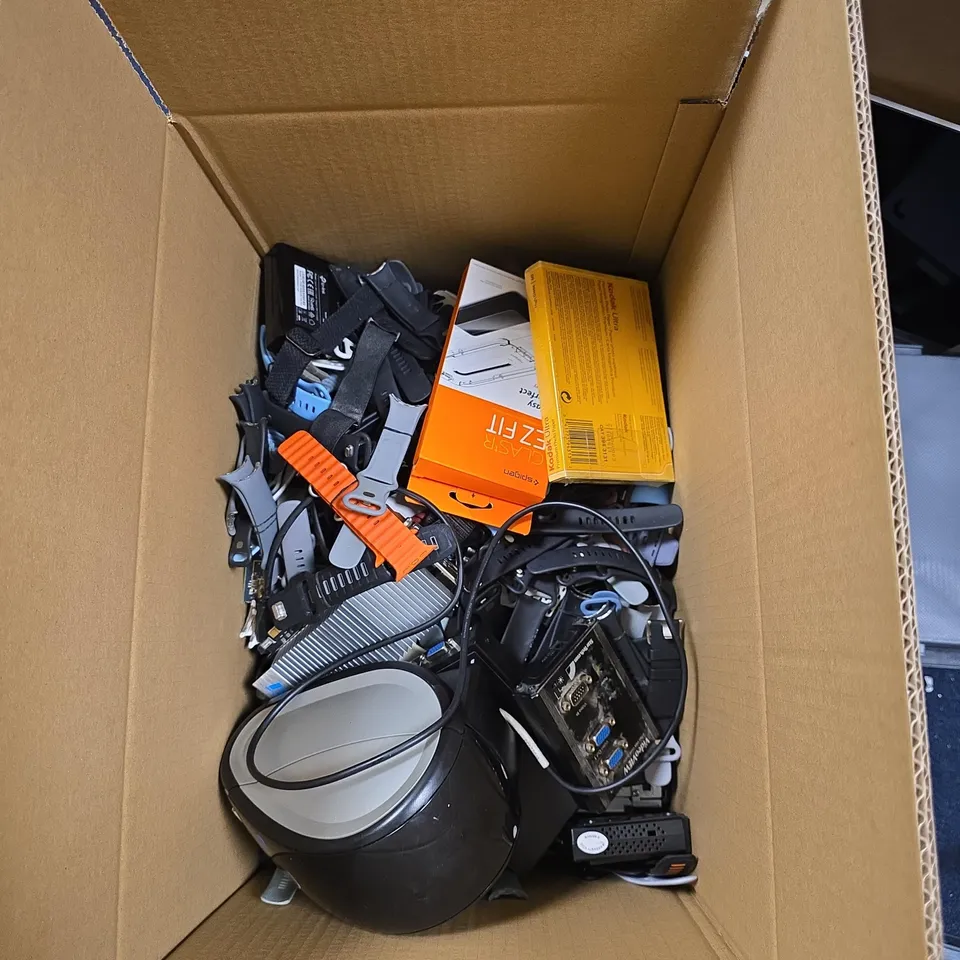 BOX OF APPROXIMATELY 50 ASSORTED ITEMS TO INCLUDE DYMO LABEL WRITER, EZ FIT SCREEN PROTECTOR, KODAK ULTRA PREMIUM PHOTO PAPER, LINDY 4 PORT VIDEO/AUDIO SWITCH, VARIETY OF WATCH STRAPS ETC