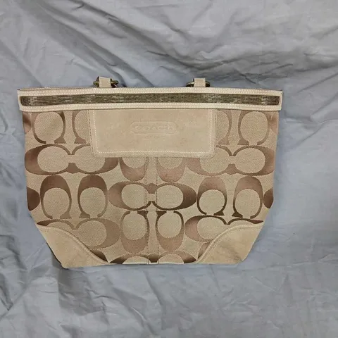 COACH HANDBAG WITH BEIGE SIGNATURE MONOGRAM CANVAS, PINK INTERIOR