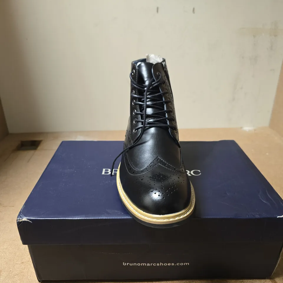 BRUNO MARC BERGEN 01 BLACK BOOTS UK 8.5 BOXED