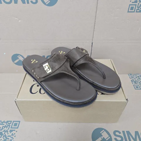 THE VERY COLLECTION WOMENS BROWN SANDALS - 7