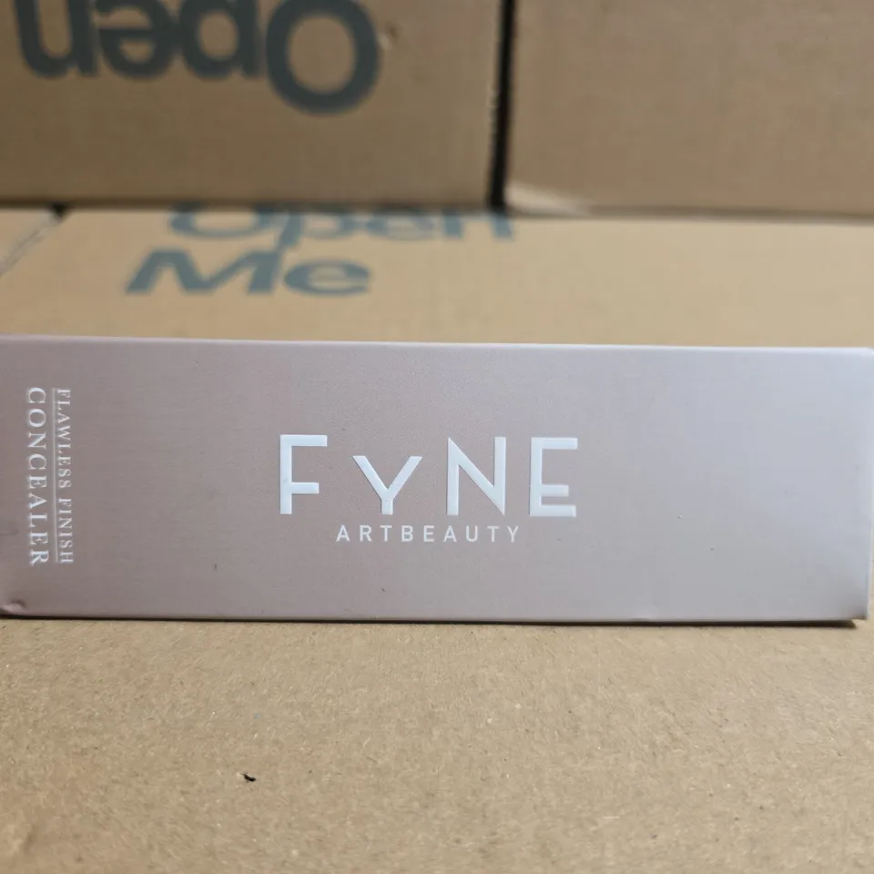 FYNE ARTBEAUTY FLAWLESS FINISH CONCEALER – BOXED
