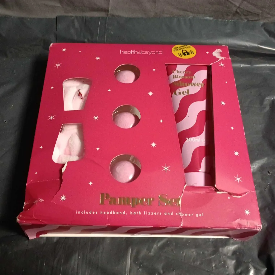 HEALTH & BEYOND PAMPER SET