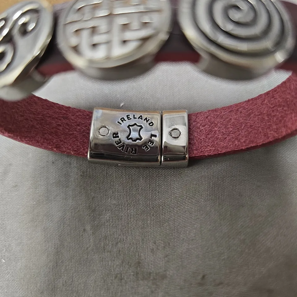 LEE RIVER GOODS CO HANDMADE LEATHER BRACELET – STAINLESS STEEL DISCS, IRELAND