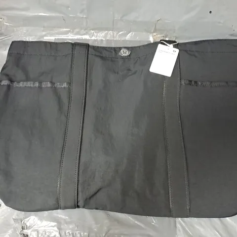 LULULEMON DAILY MULTI POCKET TOTE BAG - BLACK