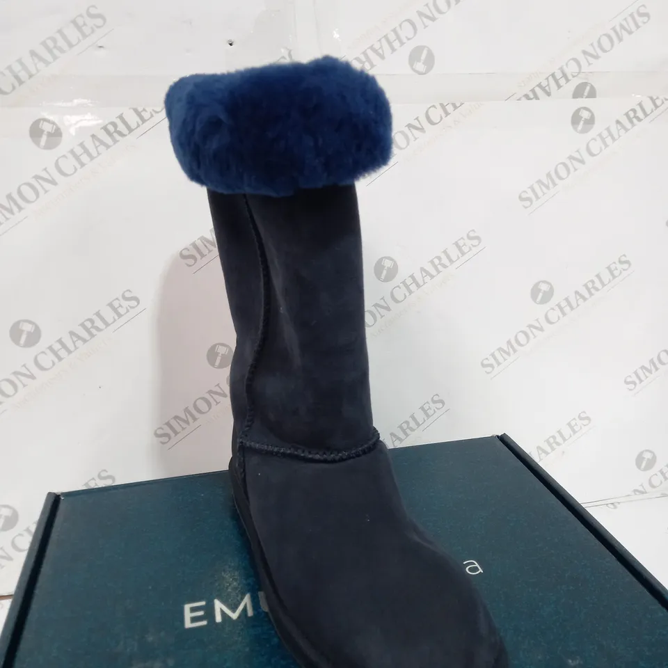 EMU AUSTRALIA "STINGER HI" WATER RESISTANT BOOTS - UK SIZE 6 BLUE 