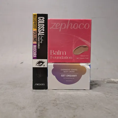 APPROXIMATELY 15 ASSORTED HEALTH & BEAUTY ITEMS TO INCLUDE -  ZEPHOCO BALM , GET DREAMY , SHE DOES COLOSSAL THICK CURLS ETC