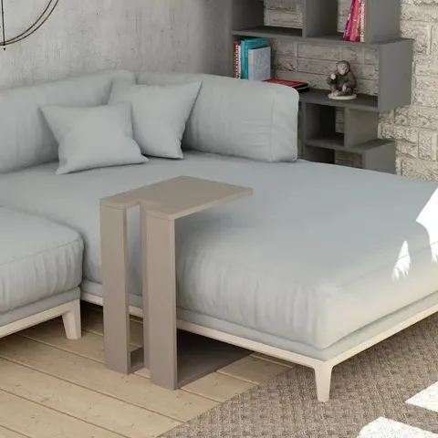 DECORTIE MUJU MODERN C SHAPE TABLE MULTIPURPOSE H 57CM //LIGHT MOCHA