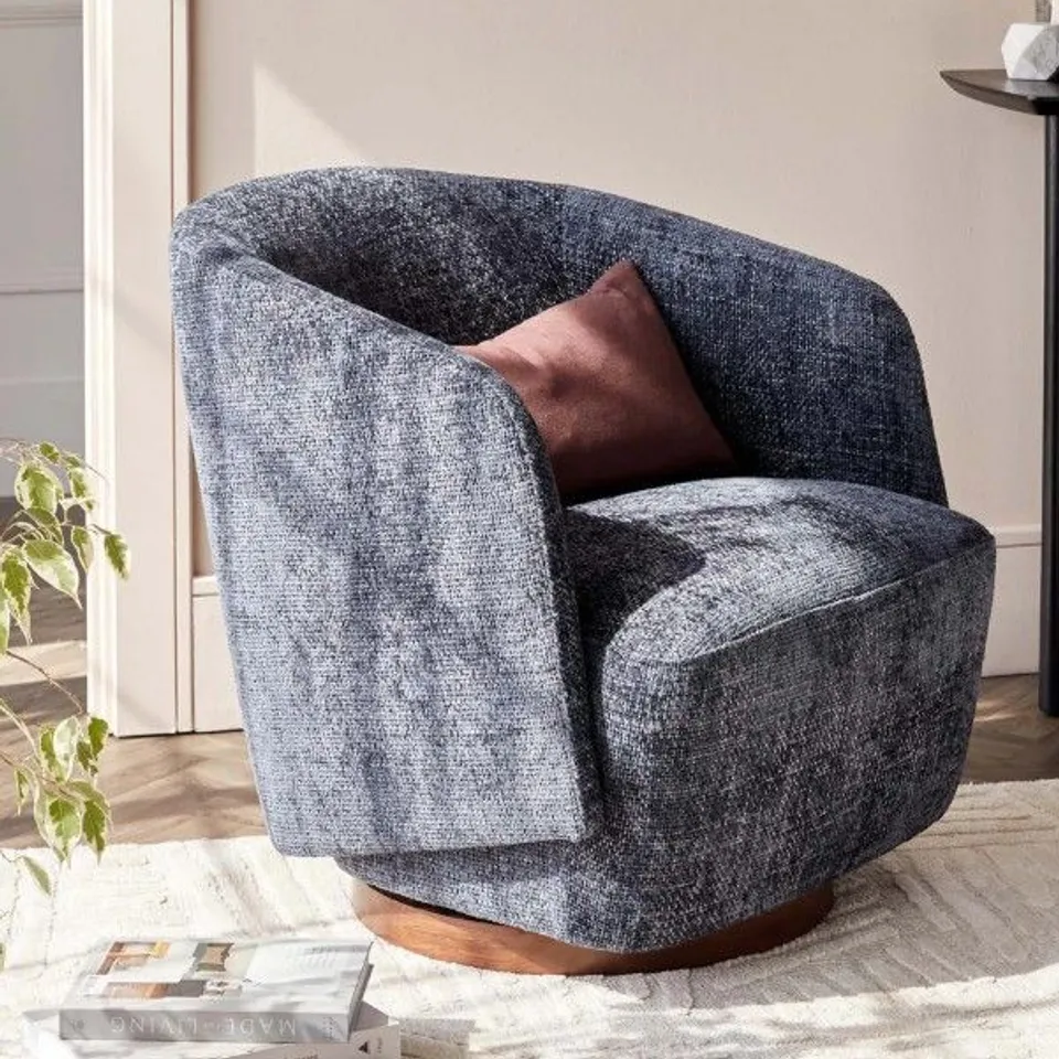 BOXED DANETTI NATALIA NATURAL CHUNKY WEAVE SWIVEL ACCENT CHAIR