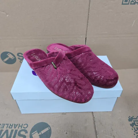 LOTUS GRACIA BORDO BURGUNDY LADIES' SLIPPERS - 6.5