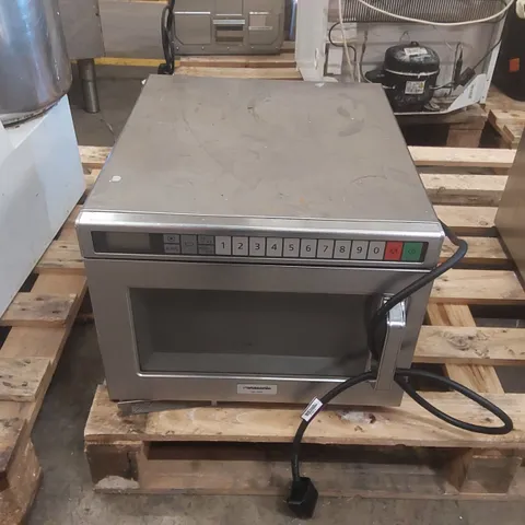 PANASONIC NE-1853 COMMERCIAL MICROWAVE OVEN