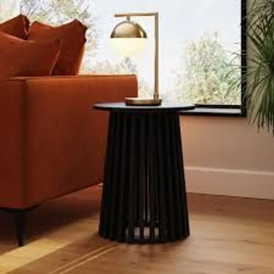 BOXED GFW KALEB BLACK ROUND SIDE TABLE (1 BOX)