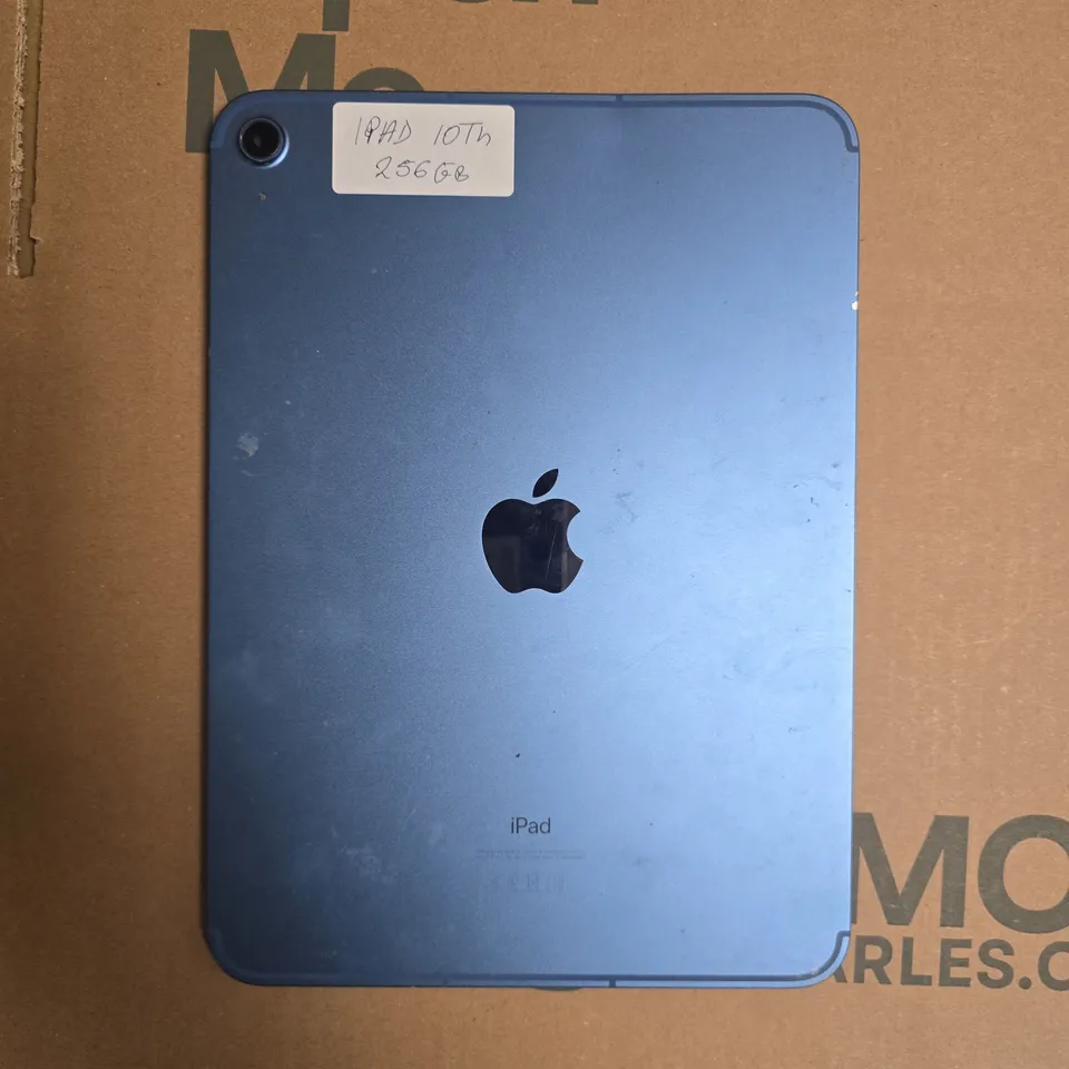 APPLE IPAD TABLET - A2757