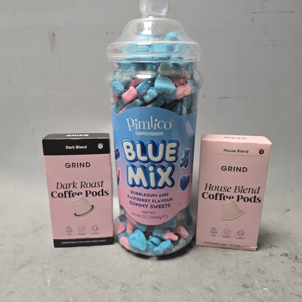 APPROXIMATELY 6 ASSORTED FOOD ITEMS TO INCLUDE - GRIND DARK ROAST COFFEE PODS , GRIND HOUSE BLEND , PIMLICO BLUE MIX
