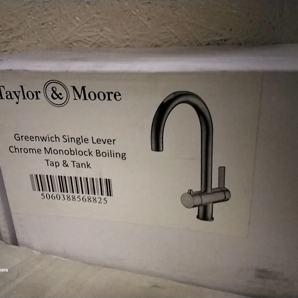 BOXED GREENWICH SINGLE LEVER MONO BLOCK BOILING TAP 
