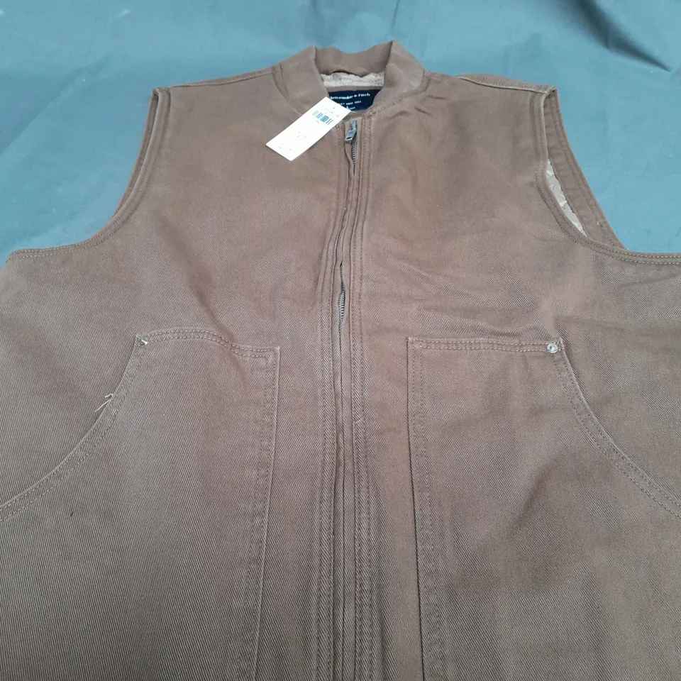 ABERCROMBIE & FITCH BROWN GILET - LARGE