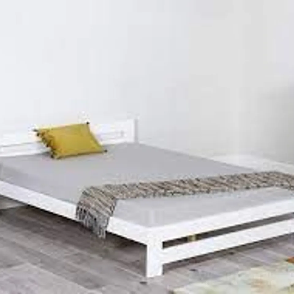 XIAMEN 4FT DOUBLE FRAME & SLATS IN GREY (BOX 1 OF 1)