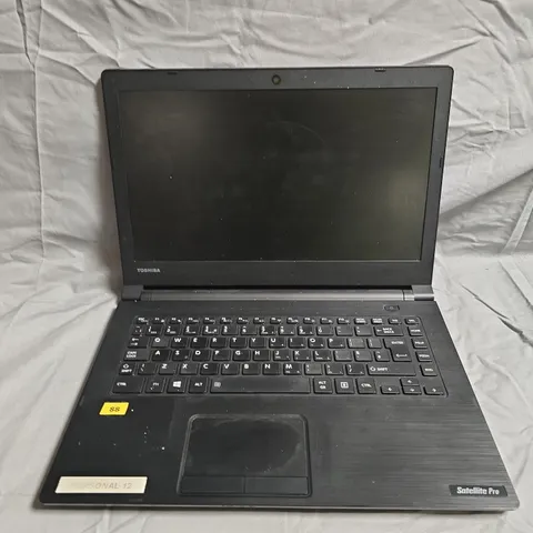 TOSHIBA SATELLITE PRO R40-C LAPTOP
