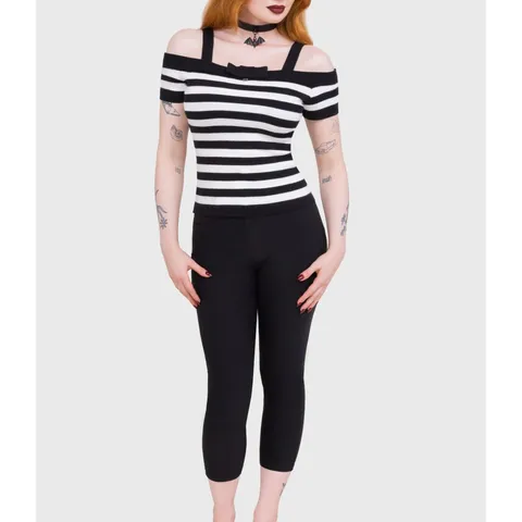 FIVE BRAND NEW KILLSTAR ANOMALY CAPRI PANTS SIZE MAY VARY
