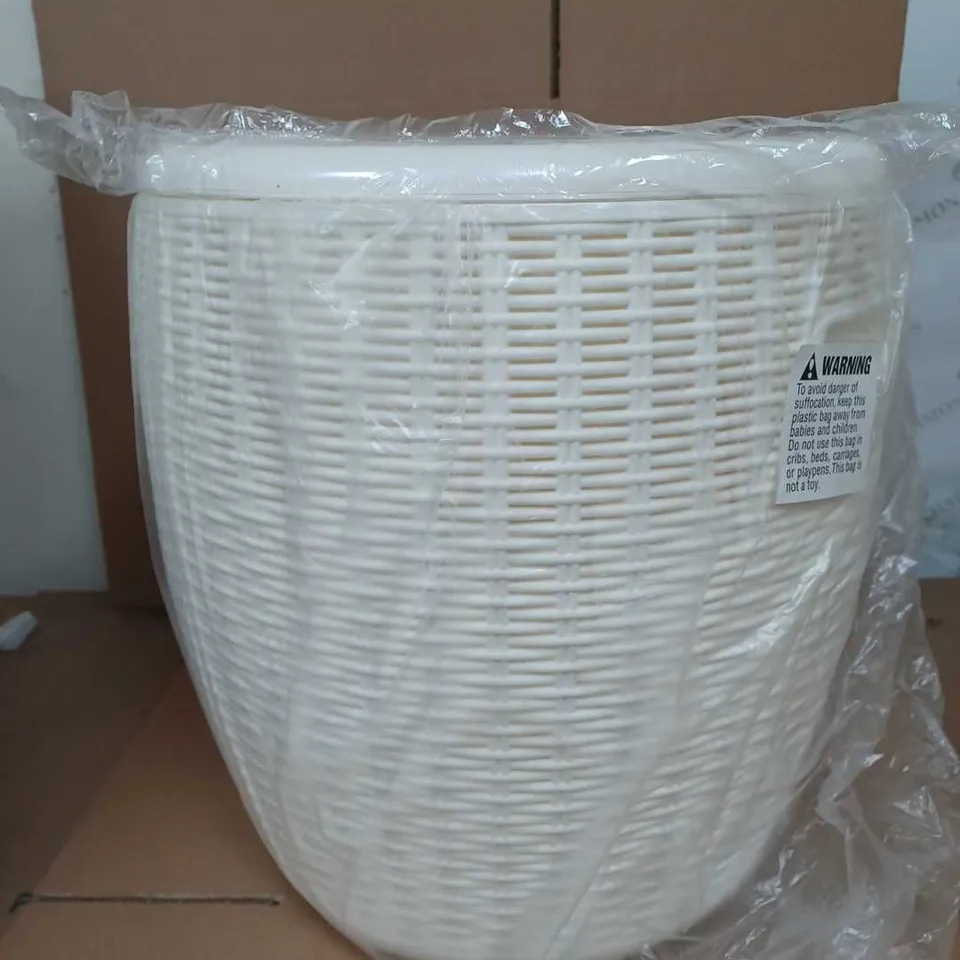 DESIGNER 37L ICE BUCKET CONTAINER IN WHITE 