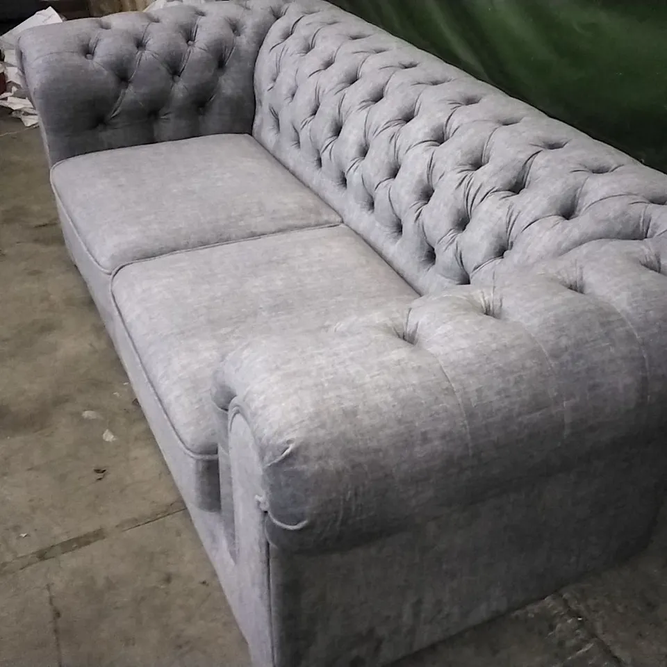 QUALITY DESIGNER LIGHT GREY PLUSH VELVET 3 SEATER CHESTERFIELD SOFA