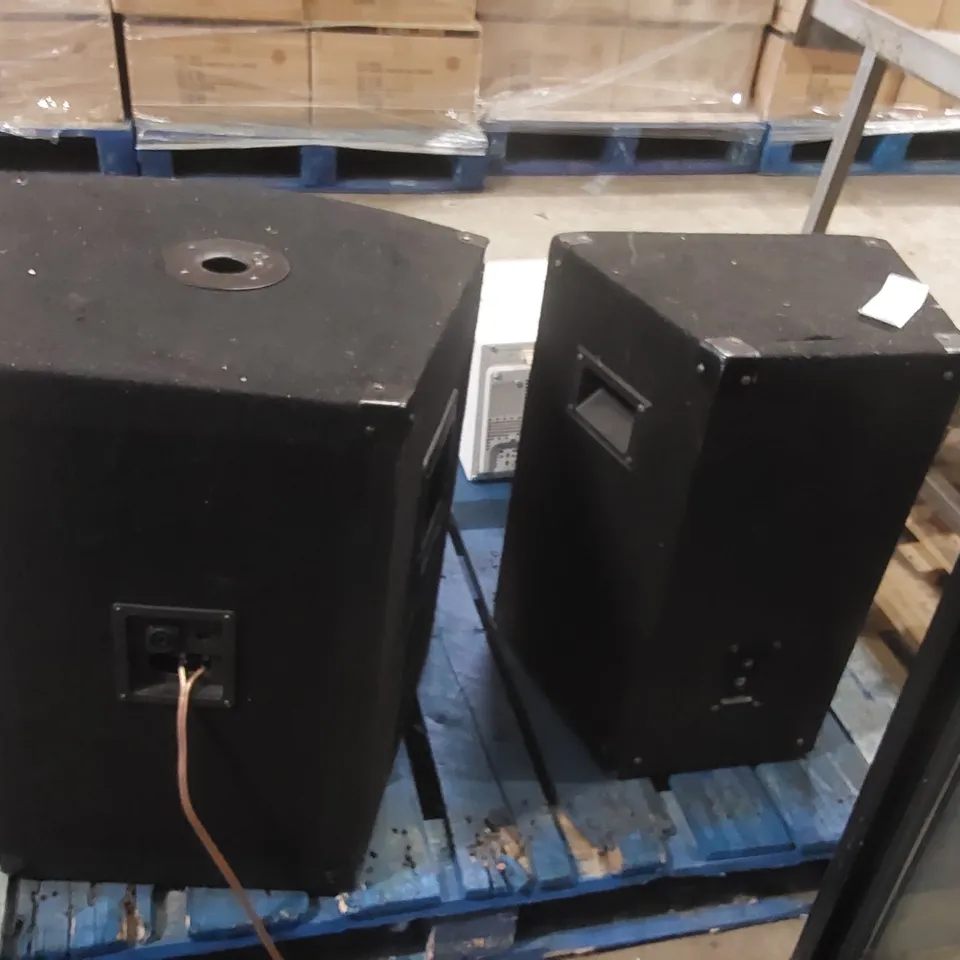 PAIR OF LARGE SPEAKERS