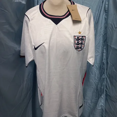 NIKE ENGLAND WHITE FOOTBALL JERSEY - M