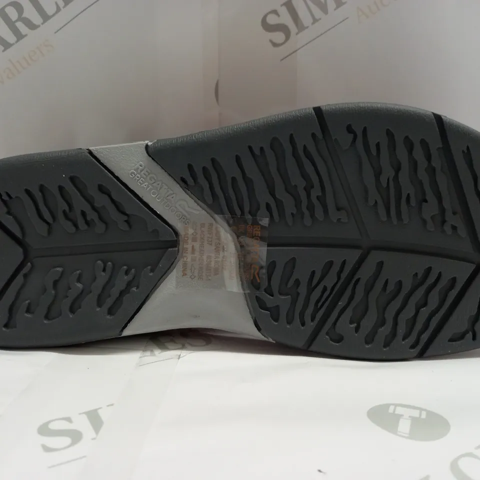 REGATTA LADY ROMA SANDALS SIZE 6