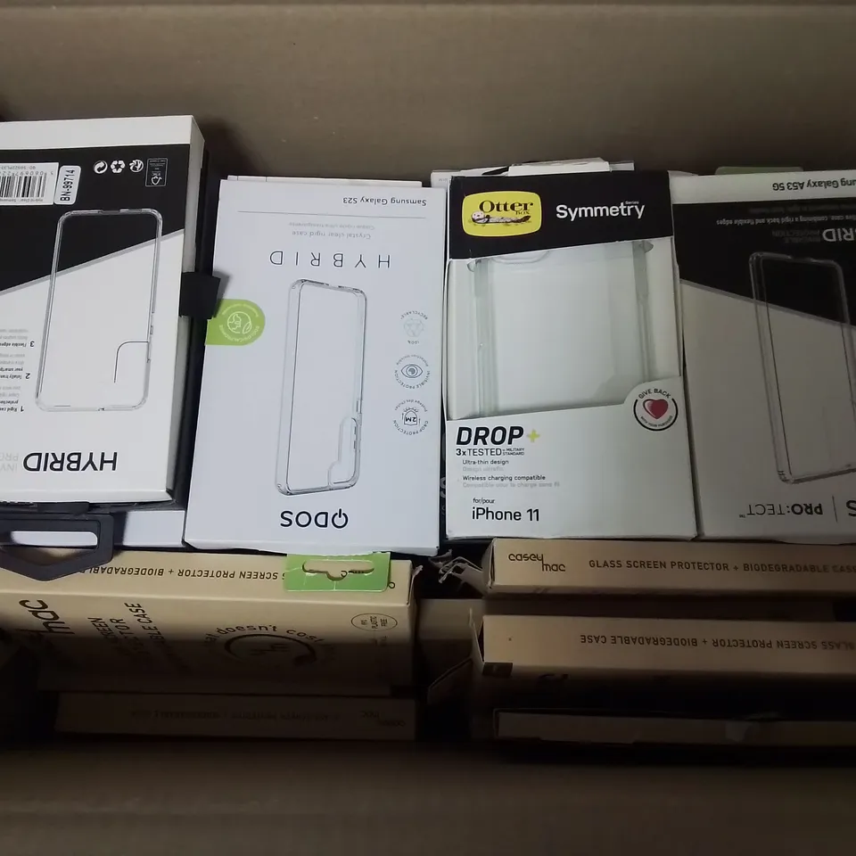 LOT OF APPROXIMATELY 60 ASSORTED MOBILE PHONE CASES AND SCREEN PROTECTORS