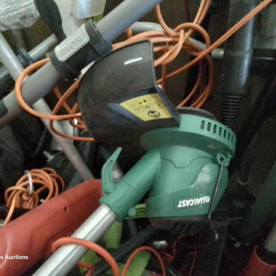 PALLET OF ASSORTED GARDEN STRIMMERS, HEDGE CUTTERS & BLOWERS