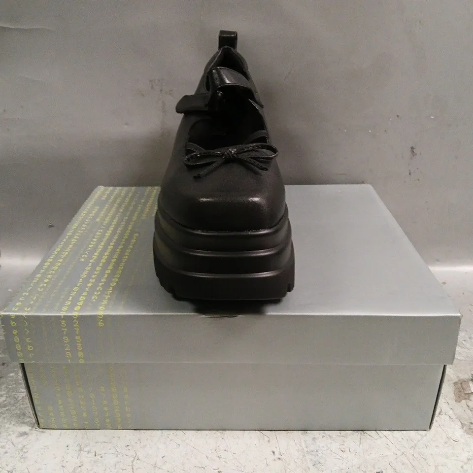 BOXED PAIR OF KOI OBSIDIAN DOLL TRIDENT MARY JANES IN BLACK SIZE UK 10