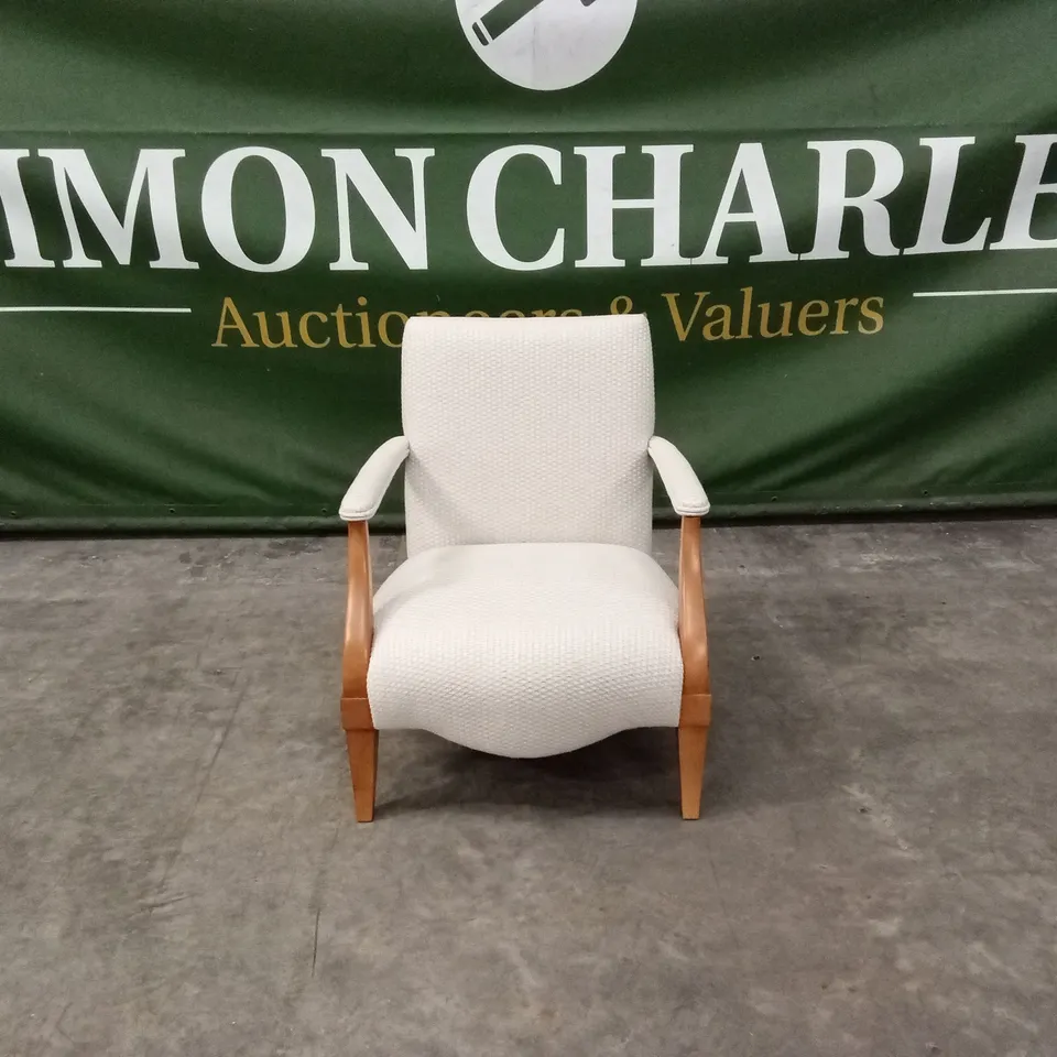 QUALITY HIGH-END DESIGNER FABRIC ACCENT CHAIR