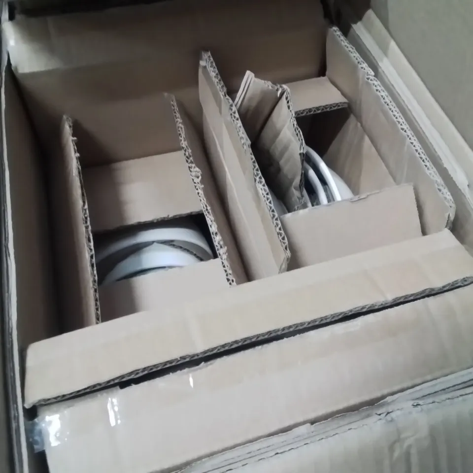 BOXED VANCASSO DINNERWARE SET OF 16 BEIGE