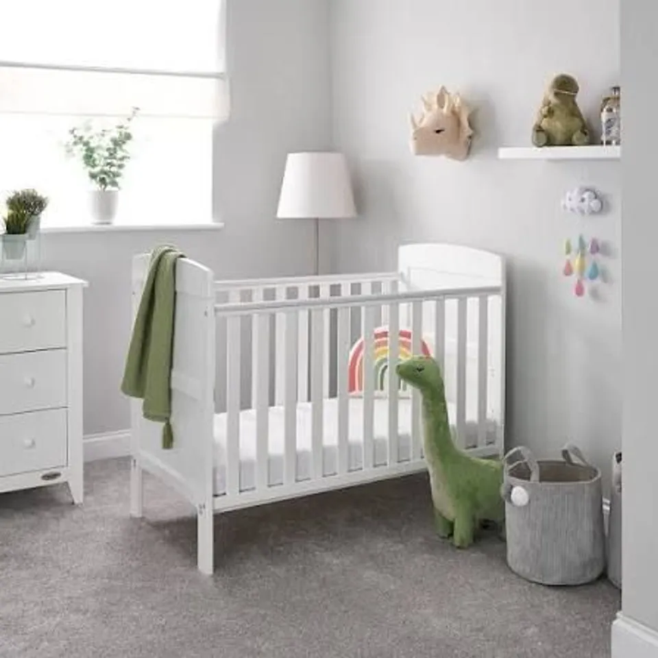 BOXED OBABY GRACE MINI COT BED - WHITE (1 BOX)