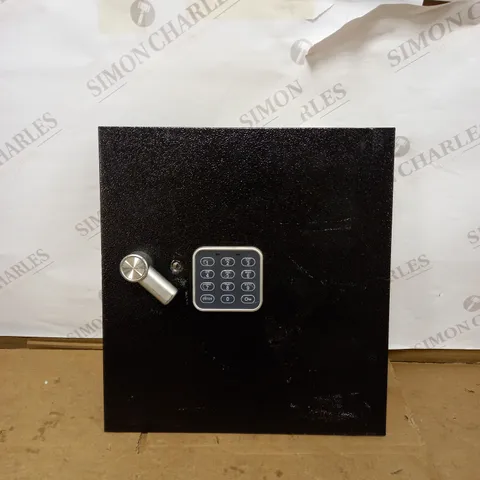 YALE ELECTRONIC SAFE DOOR FOR STORAGE WITH KEYPAD
