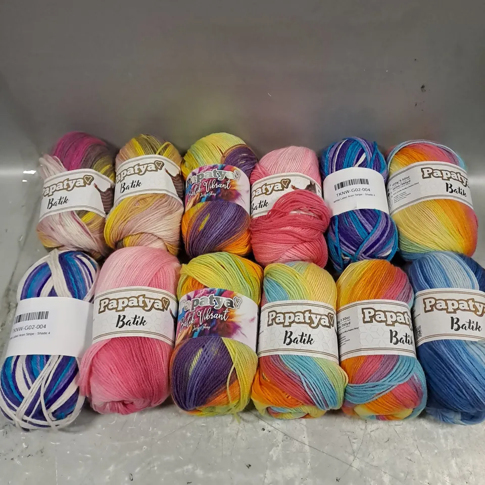 APPROXIAMTELY 12 ASSORTED PAPATYA KNITTING YARN IN VARIOUS COLOURS 