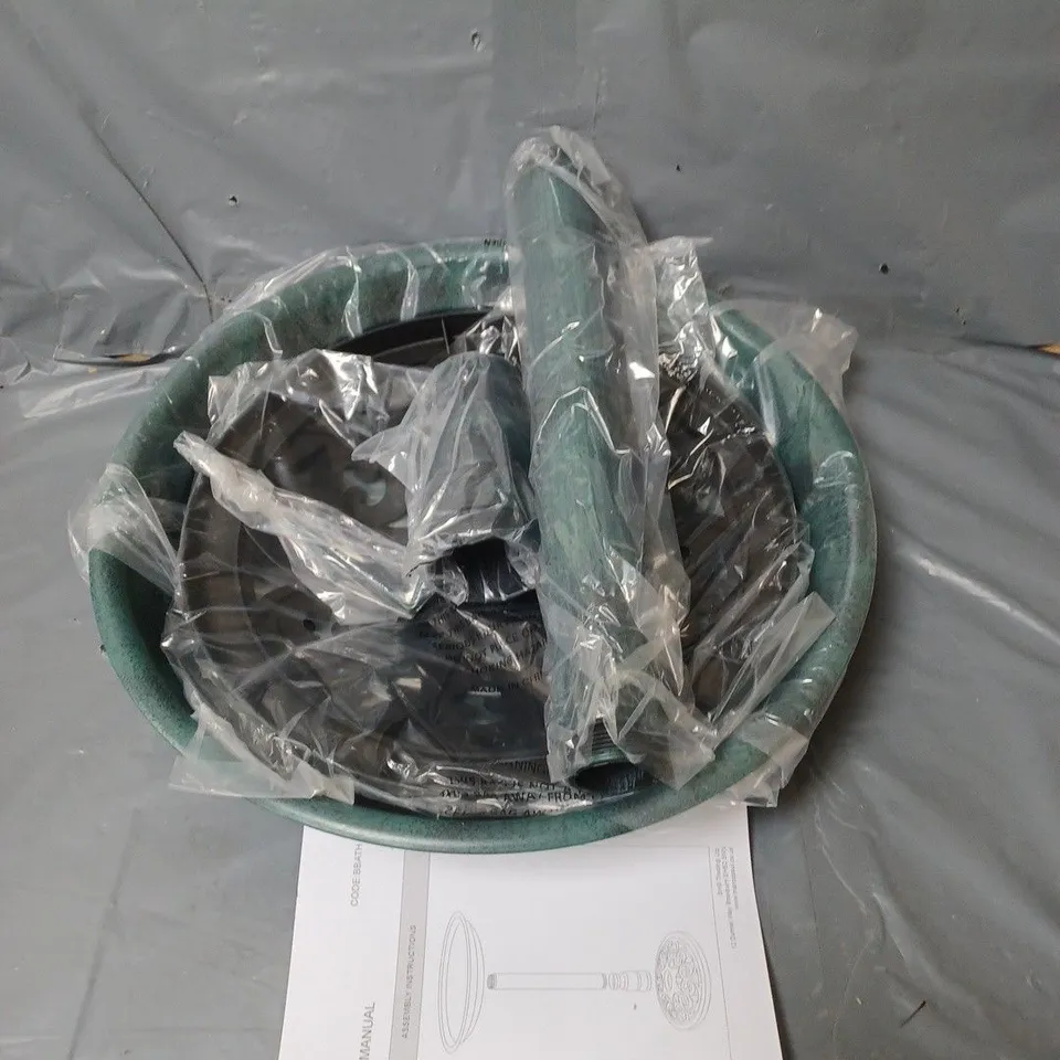 GARDEN MILE GREEN BIRD BATH