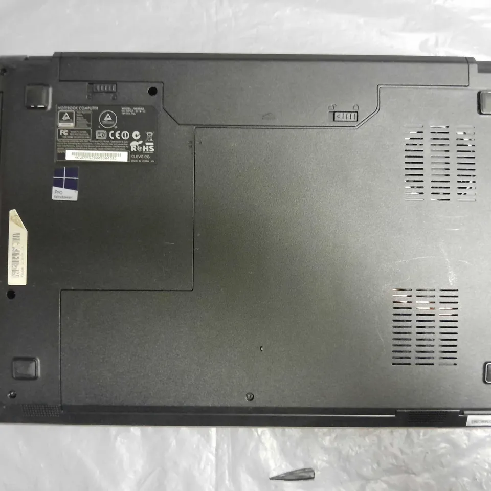 ERGO DEVICES NOTEBOOK W655SZ IN GREY
