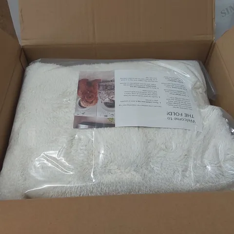 BOXED ADONYA MACHINE WOMEN / POWER LOOMED CREAM RUG -  3 x 5'