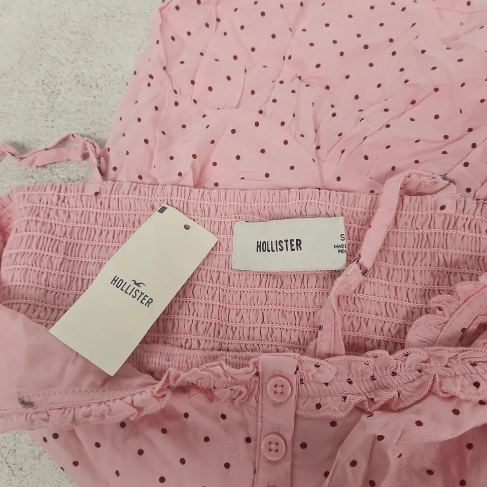 HOLLISTER PINK POLKA DOT DRESS – ' (S)