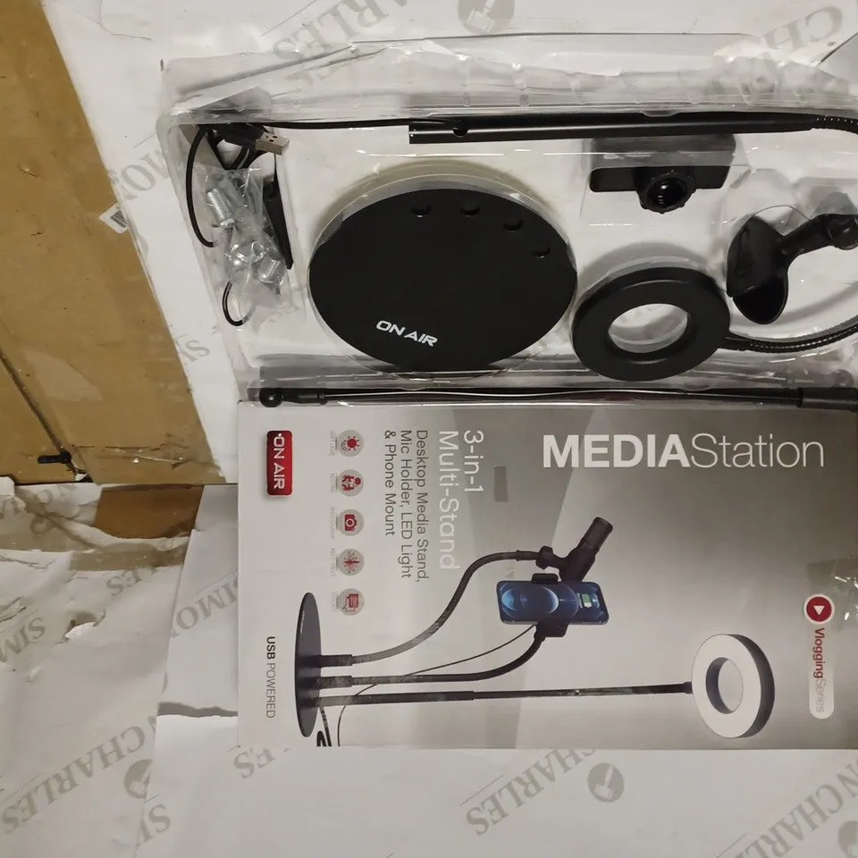 MEDIA STATION 3 IN 1 MULTI STAND