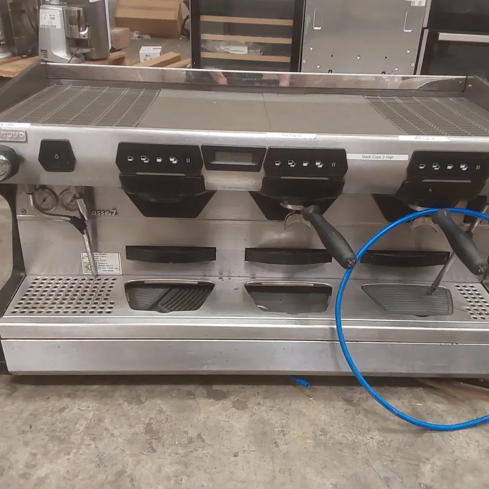 RANCILIO CLASSE 7 COMMERCIAL 3 GROUP COFFEE MACHINE