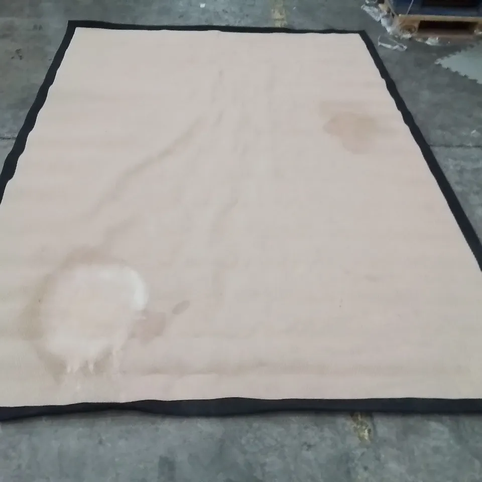 QUALITY DESIGNER AREA RUG - APPROXIMATELY 