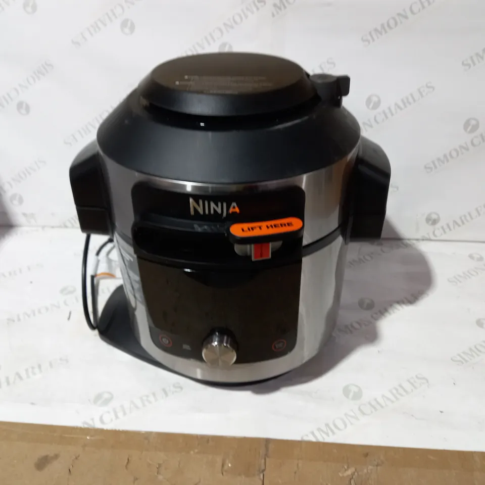 NINJA FOODI SMARTLID MULTI COOKER