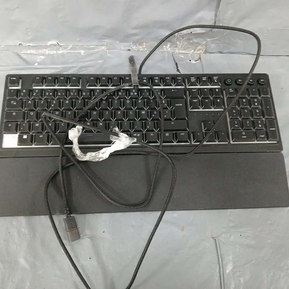 RAZER ORNATE V3 