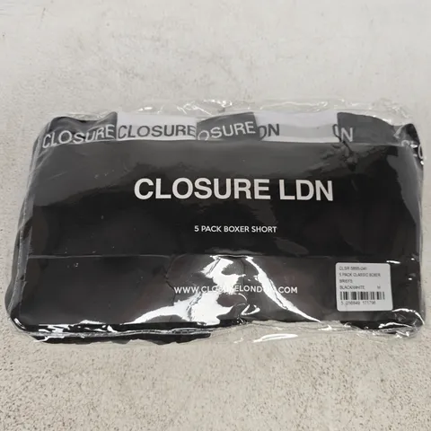 BAGGED CLOSURE 5-PACK CLASSIC BOXER BRIEFS IN BLACK/WHITE SIZE MEDIUM