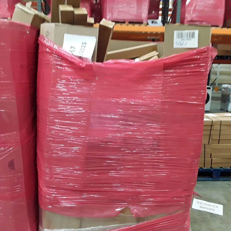 PALLET OF ASSORTED HOUSEHOLD ITEMS TO INCLUDE WORK MAN'S BAGS, PREMIUM CAR MATS AND ADJUSTABLE PEDESTAL SIGN STAND ECT