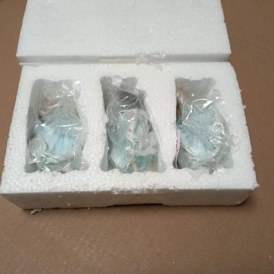 LOT OF 6 AS NEW GISELLA GRAHAM DISNEY PRINCESS THEMD HANGING TREE DECORATIONS