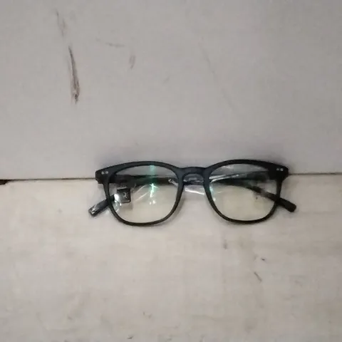 BOX CONTAINING JONATHAN PAUL PHOTOCHROMIC PROGRESSIVE READERS , NAVY , STRENGTH 3.00 , 15PCS